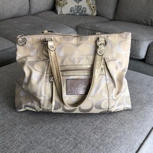 Coach Poppy Tote